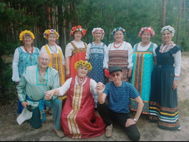 Студия исторического бального танца «Триумф» в Солотчинском лесу